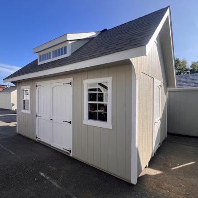 12×18 Manor Quaker