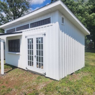 10×18 Studio LP B-n-B Siding